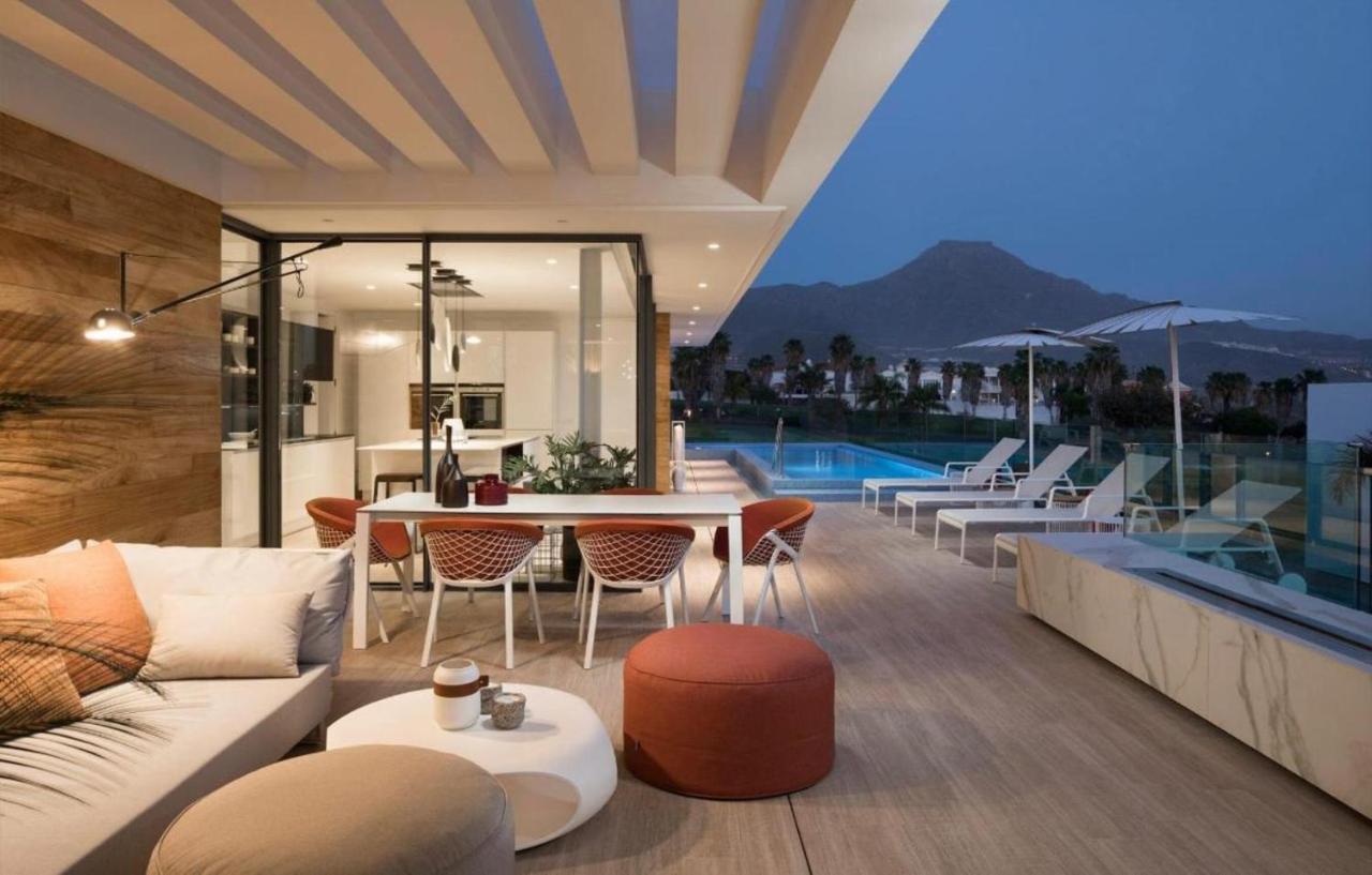 Luxury Villa Rebeka - Heated Pool And Jacuzzi Costa Adeje (Tenerife) Exterior foto